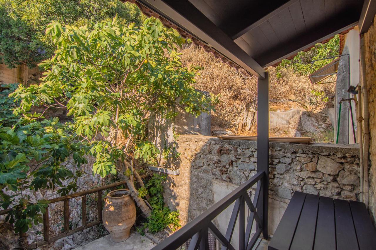The Rooster'S House Apartment Spílion Екстериор снимка